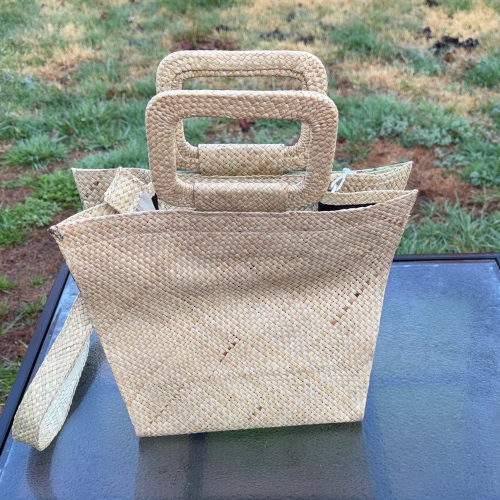Woven Straw Tote with Pink Hair Girl Motif - Unbranded - Picture 7 of 12
